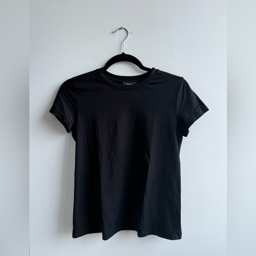 Theory Classic Black Women's T-Shirt - Picture 3 of 5